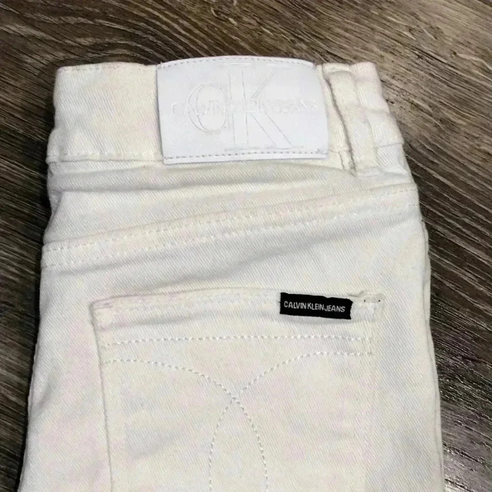 Calvin Klein slim fit Jeans Girls Size 10 - Picture 3 of 13